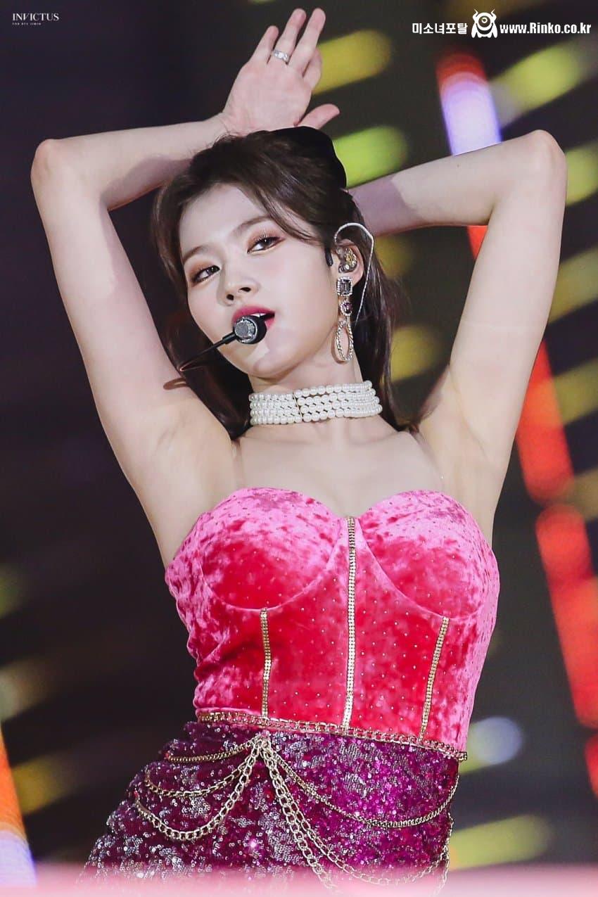 사나 리즈시절 페로몬_115846_3.jpg