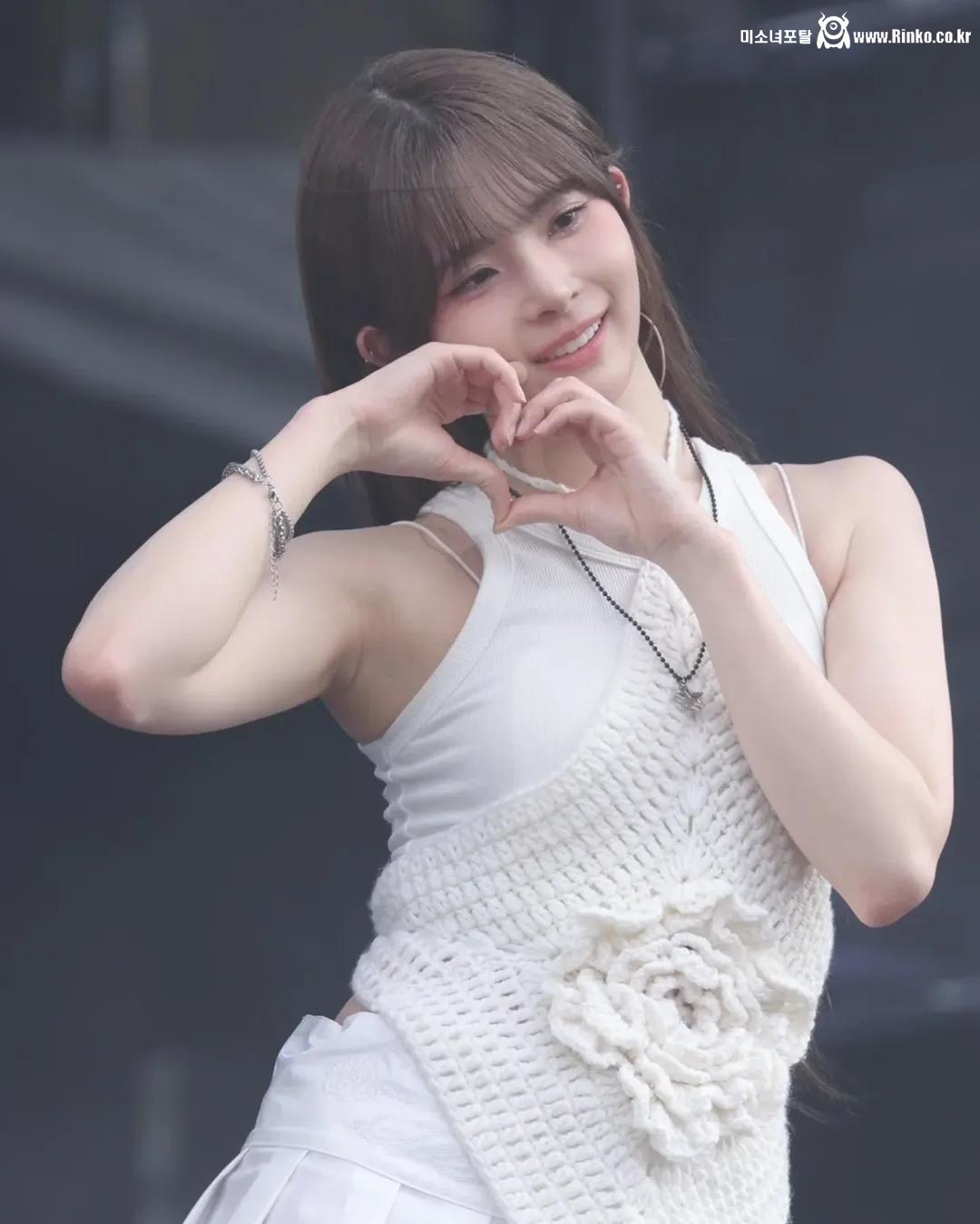 트리플S 코토네 겨드랑이_115927_4.jpg