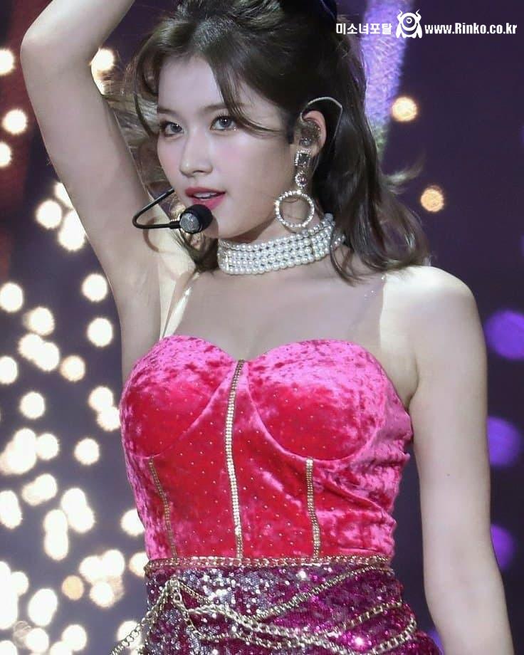 사나 모음_116019_5.jpg