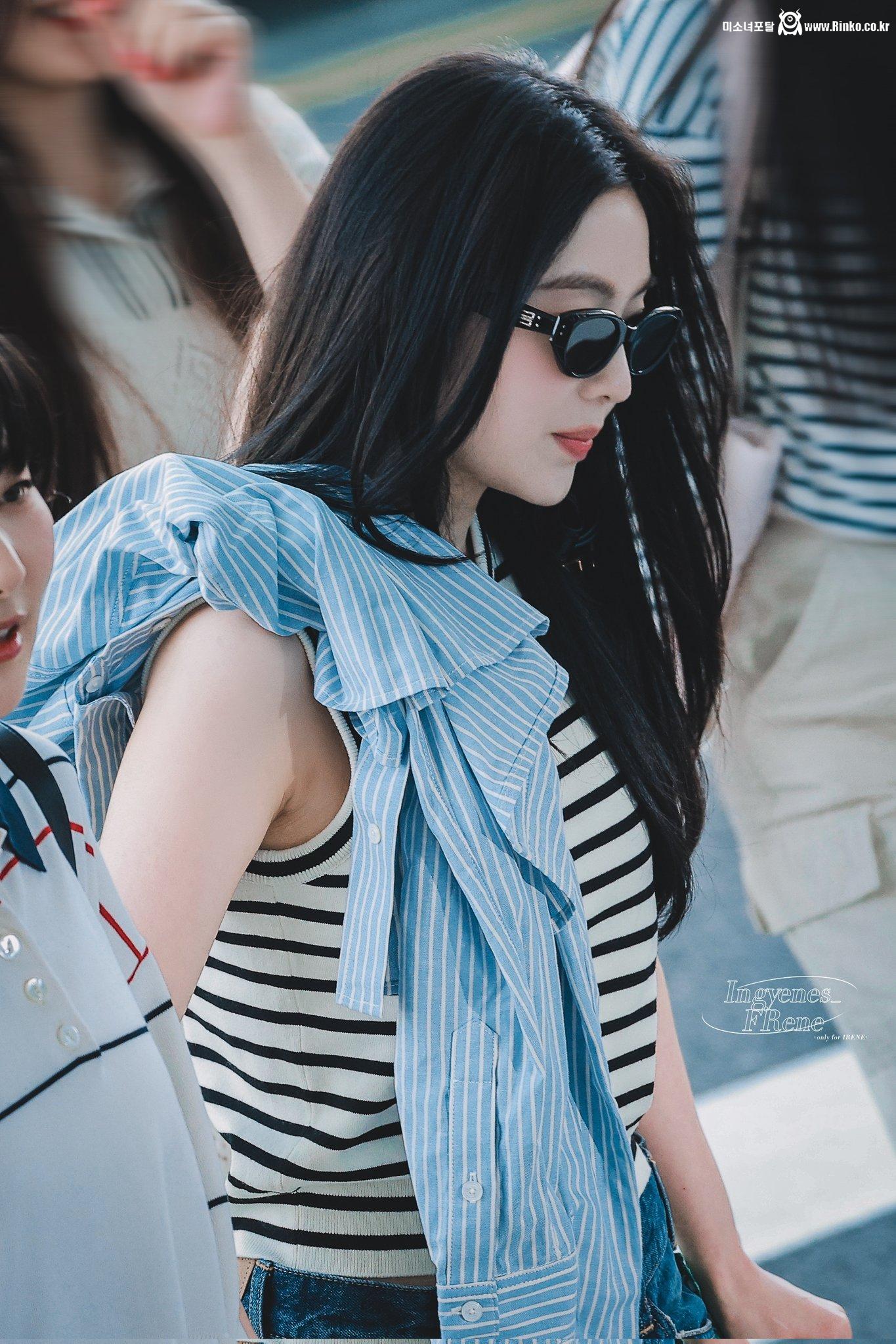 오늘자 아이린 민소매_116076_1.jpg