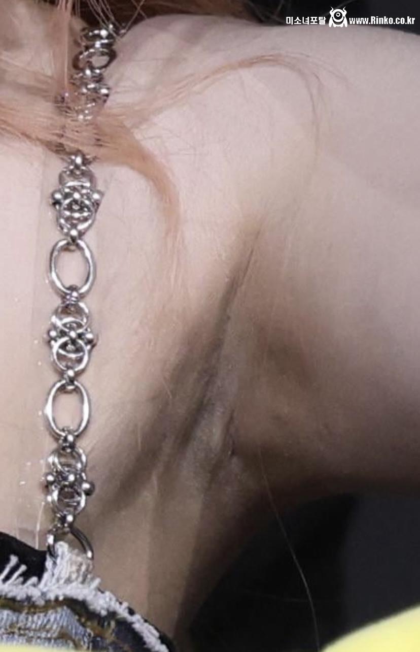 리즈 확대샷_116122_2.jpeg