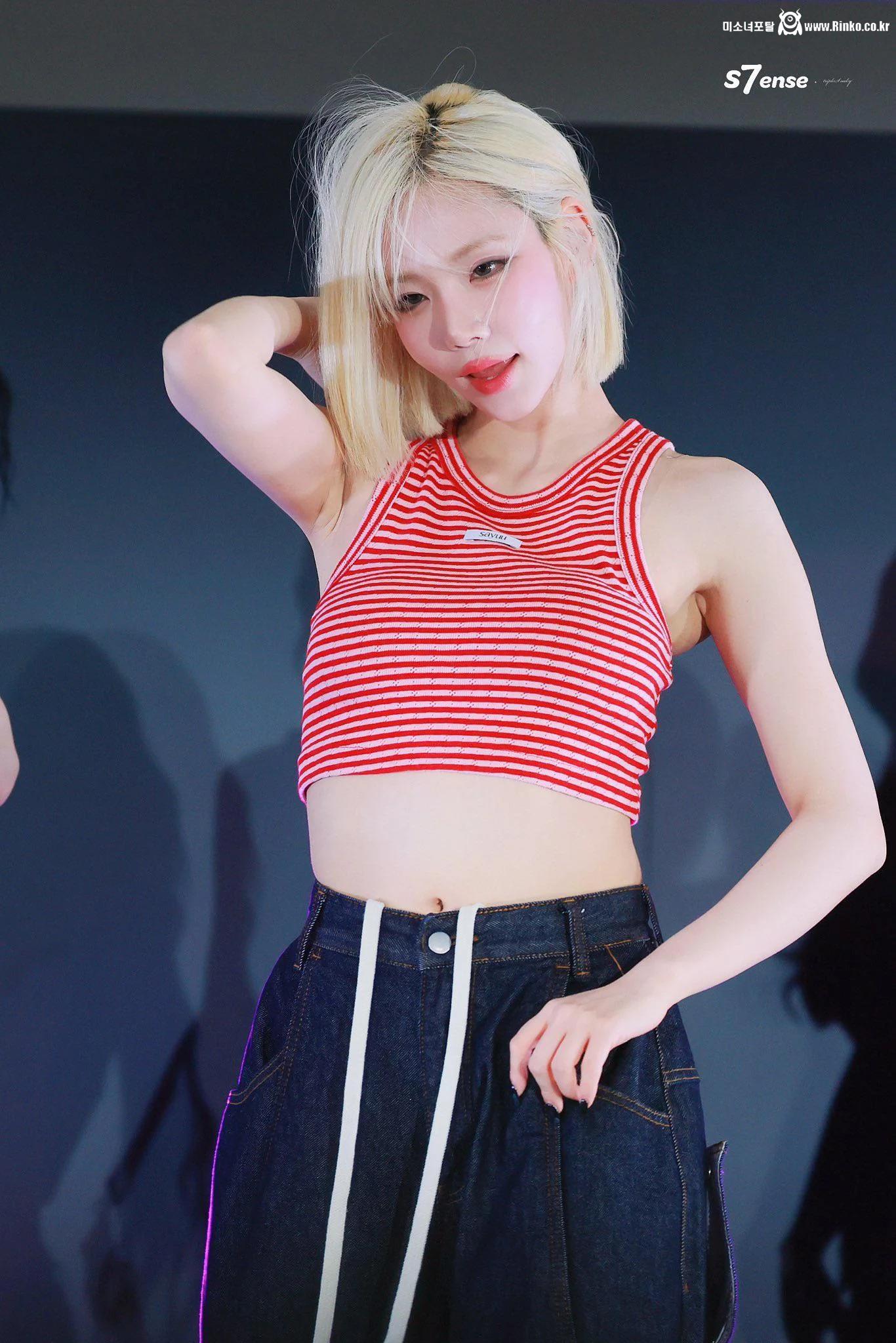 트리플에스 김나경 겨드랑이_116156_1.webp.jpg