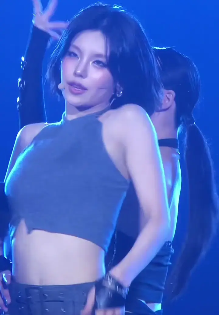 있지 예지 겨드랑이_116231_1.webp