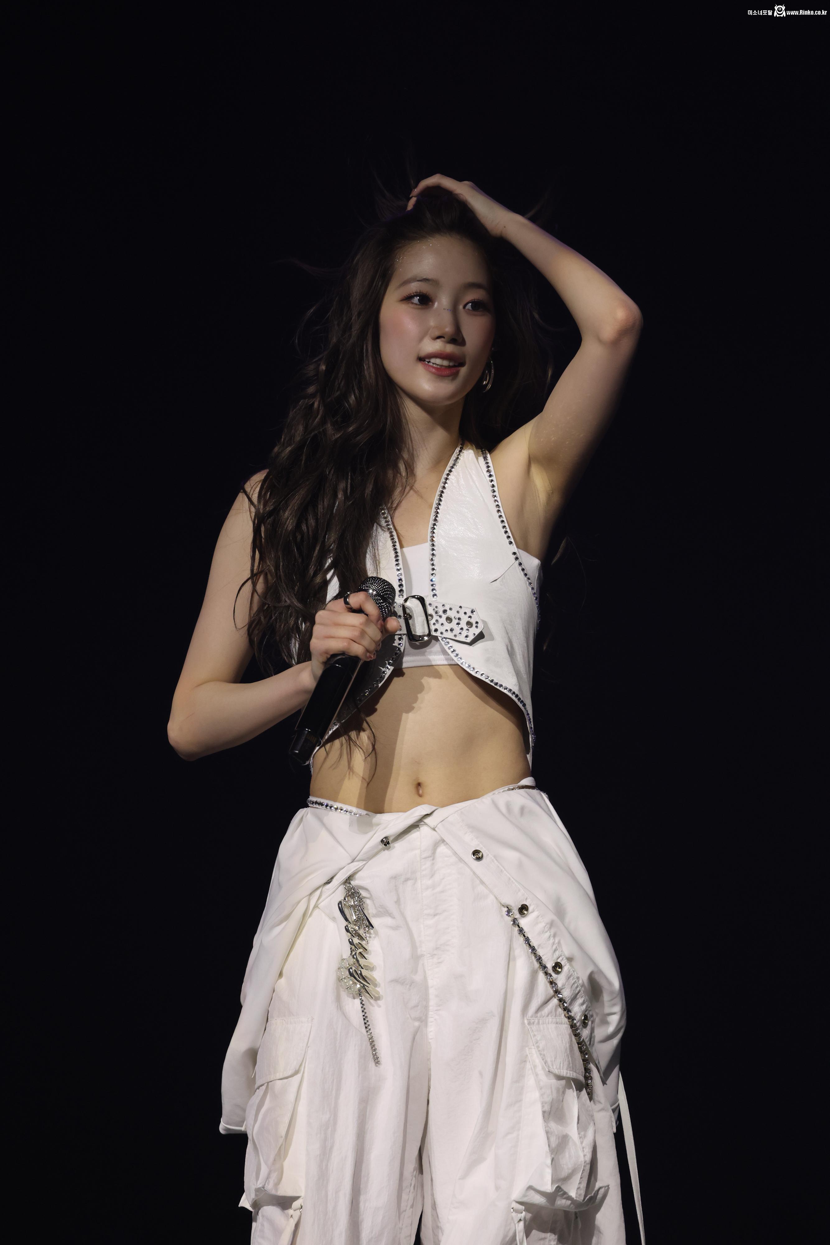 르세라핌 카즈하_116242_3.jpg