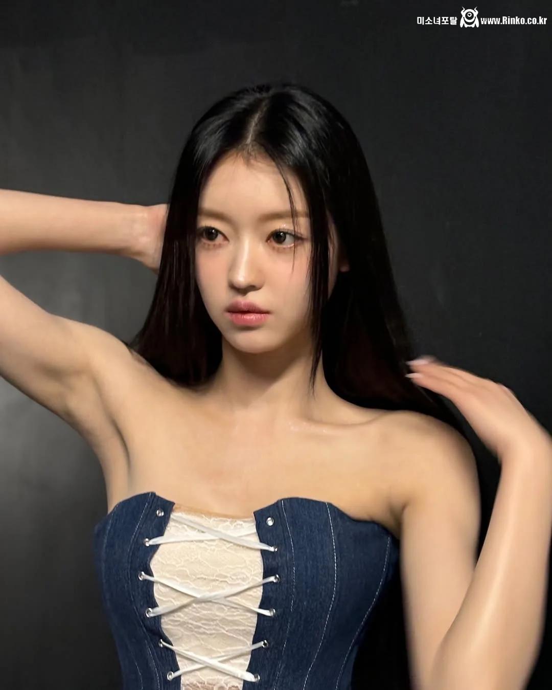 수납돼버린 유아 겨_116249_1.webp.jpg