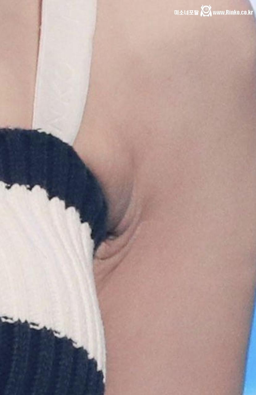 아린 확대샷_116330_5.jpeg