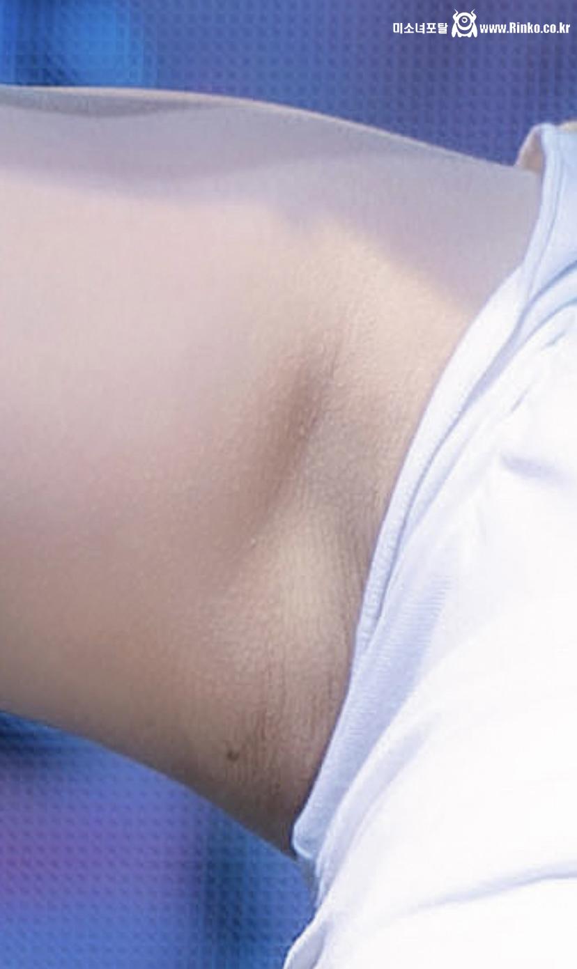 스테이씨 아이사 확대샷_116333_2.jpeg