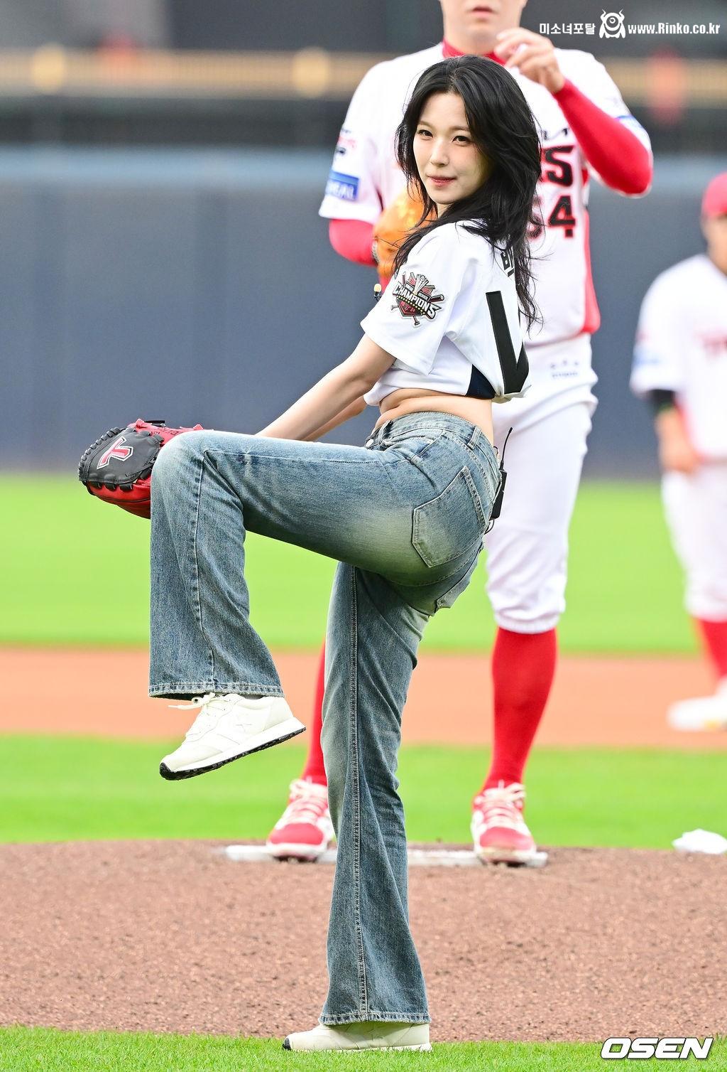 꿀 깅 이 시구 은근슬겨+뱃살_116386_1.jpg