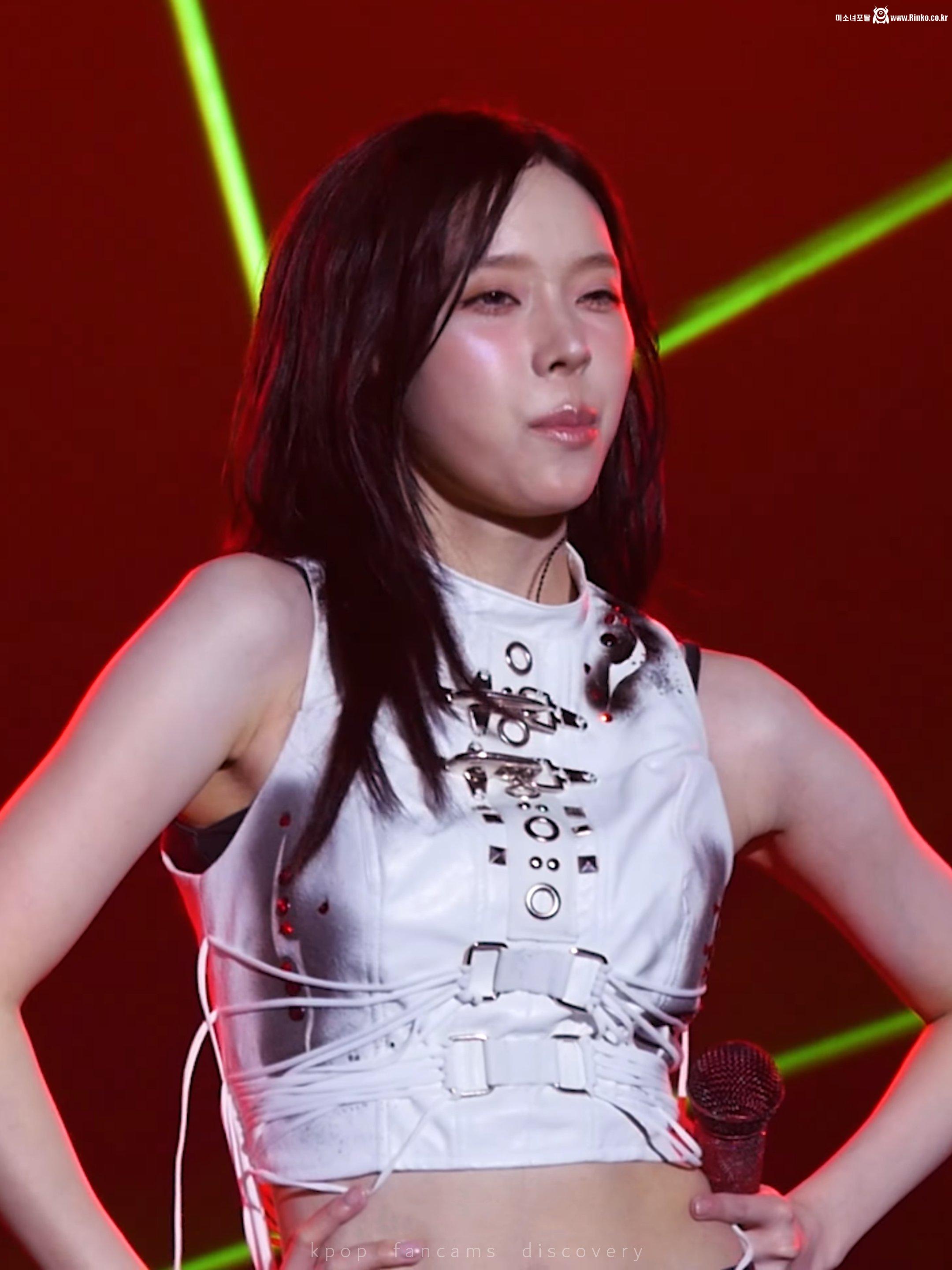 에스파 카리나, 윈터 250517_116479_5.jpg