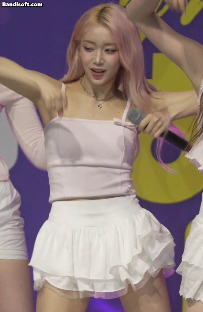 스테이씨 수민_116591_4.webp