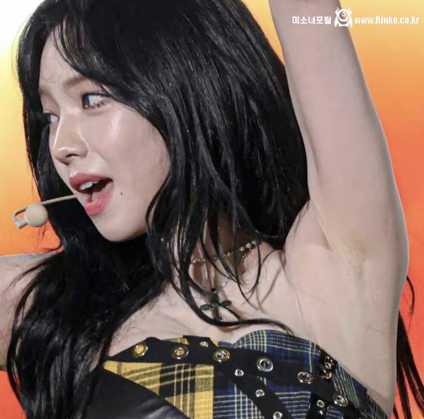 (ㅈㅂ) 초창기 카리나 레전드 겨드랑이_116562_2.jpeg