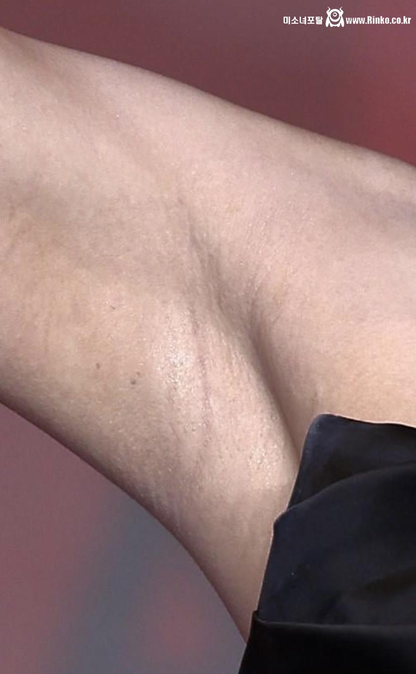 있지 예지 확대샷_116626_1.jpeg