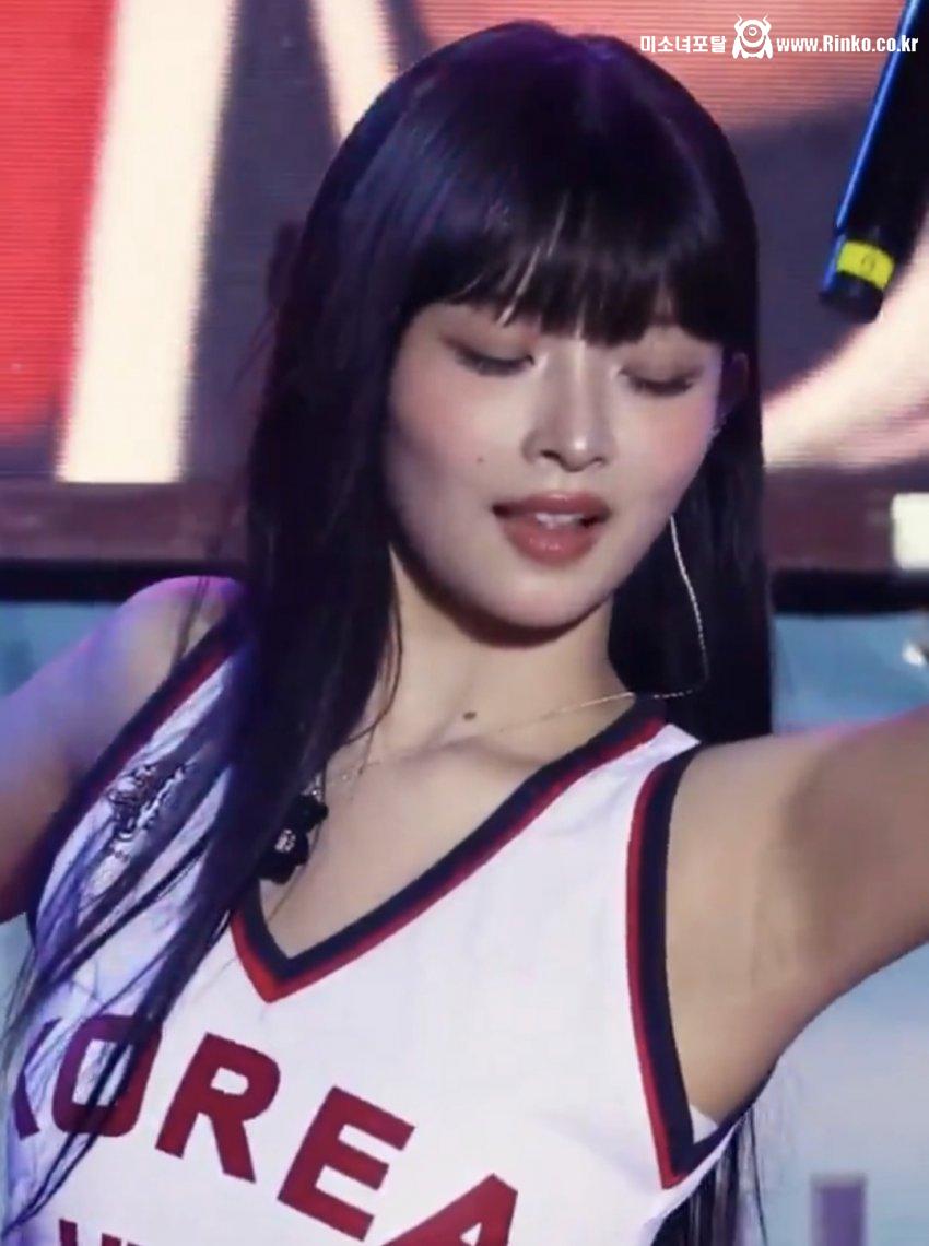 IVE 레이._116712_1.jpg