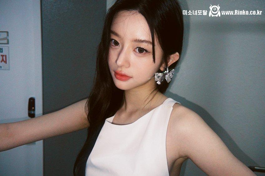 아일릿 민주 은근슬겨_116718_1.jpg