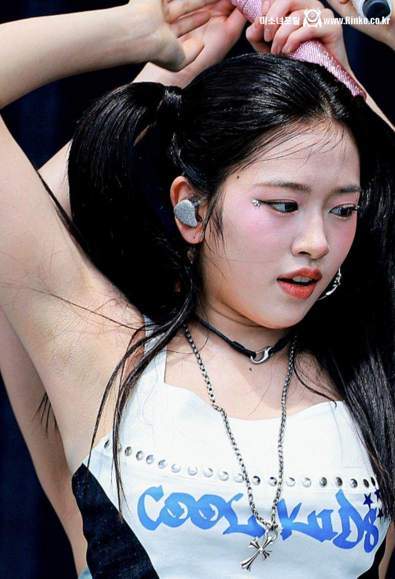 안유진 장원영 샤프심 고화질._116717_1.jpg