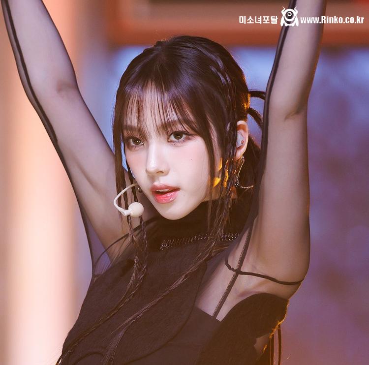 애국자 카리나_116788_1.jpg