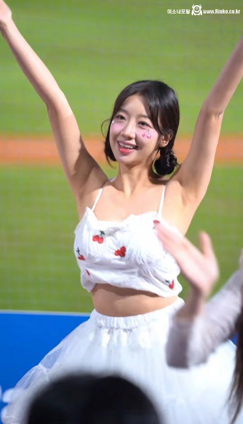 치어리더 우수한_116790_9.jpg