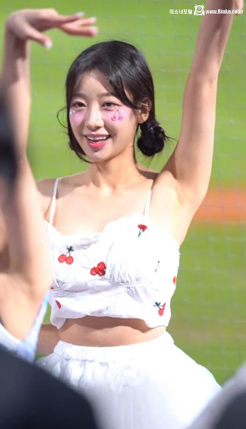 치어리더 우수한_116790_4.jpg