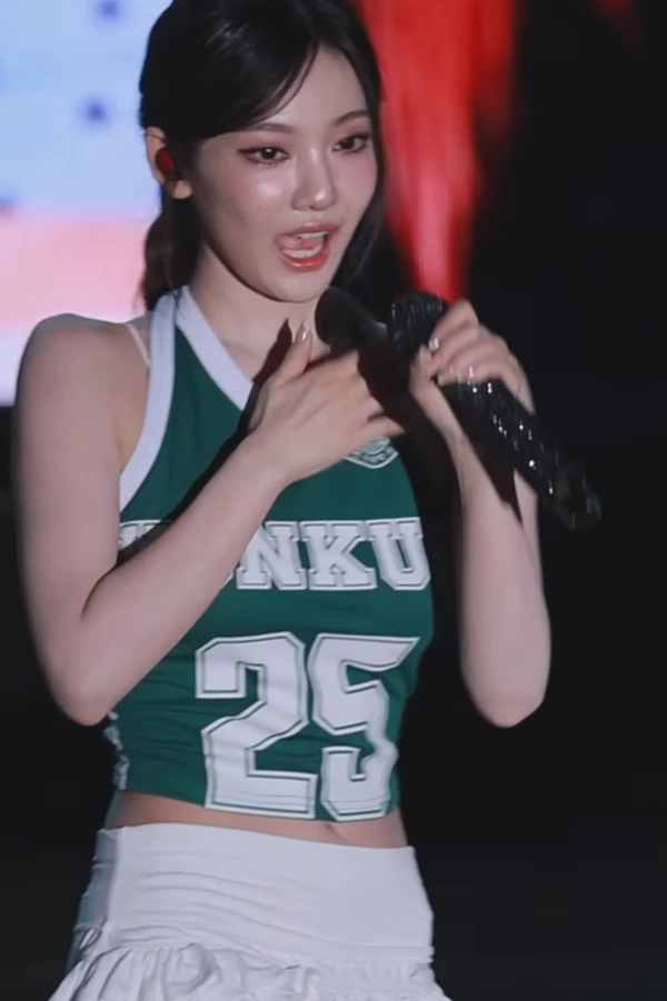 에스파 닝닝 10장.webp_116787_2.webp