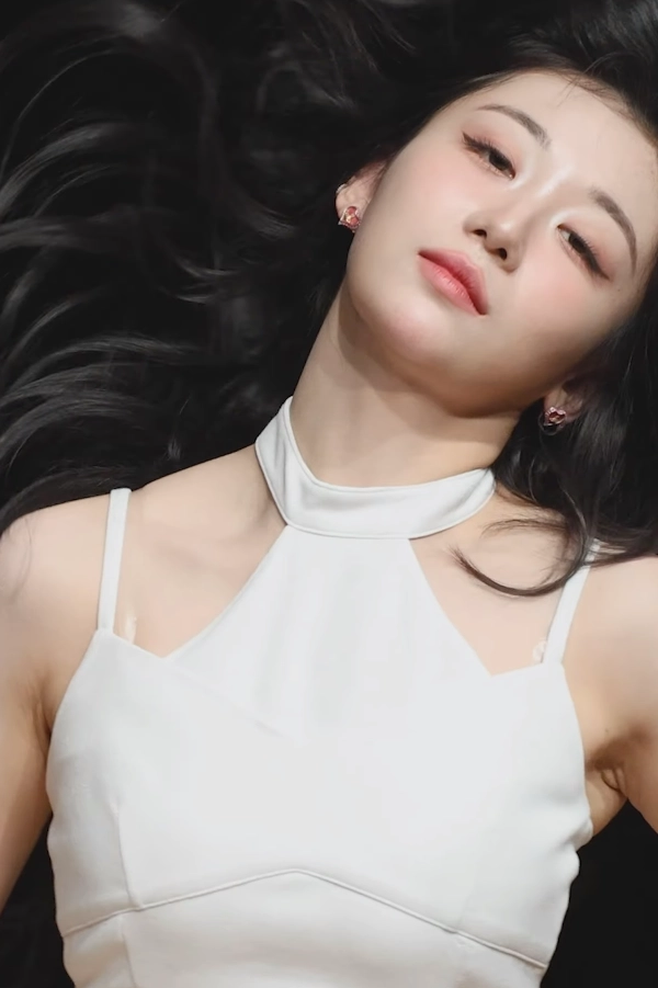 트리플에스 카에데 7장.webp_116865_4.webp