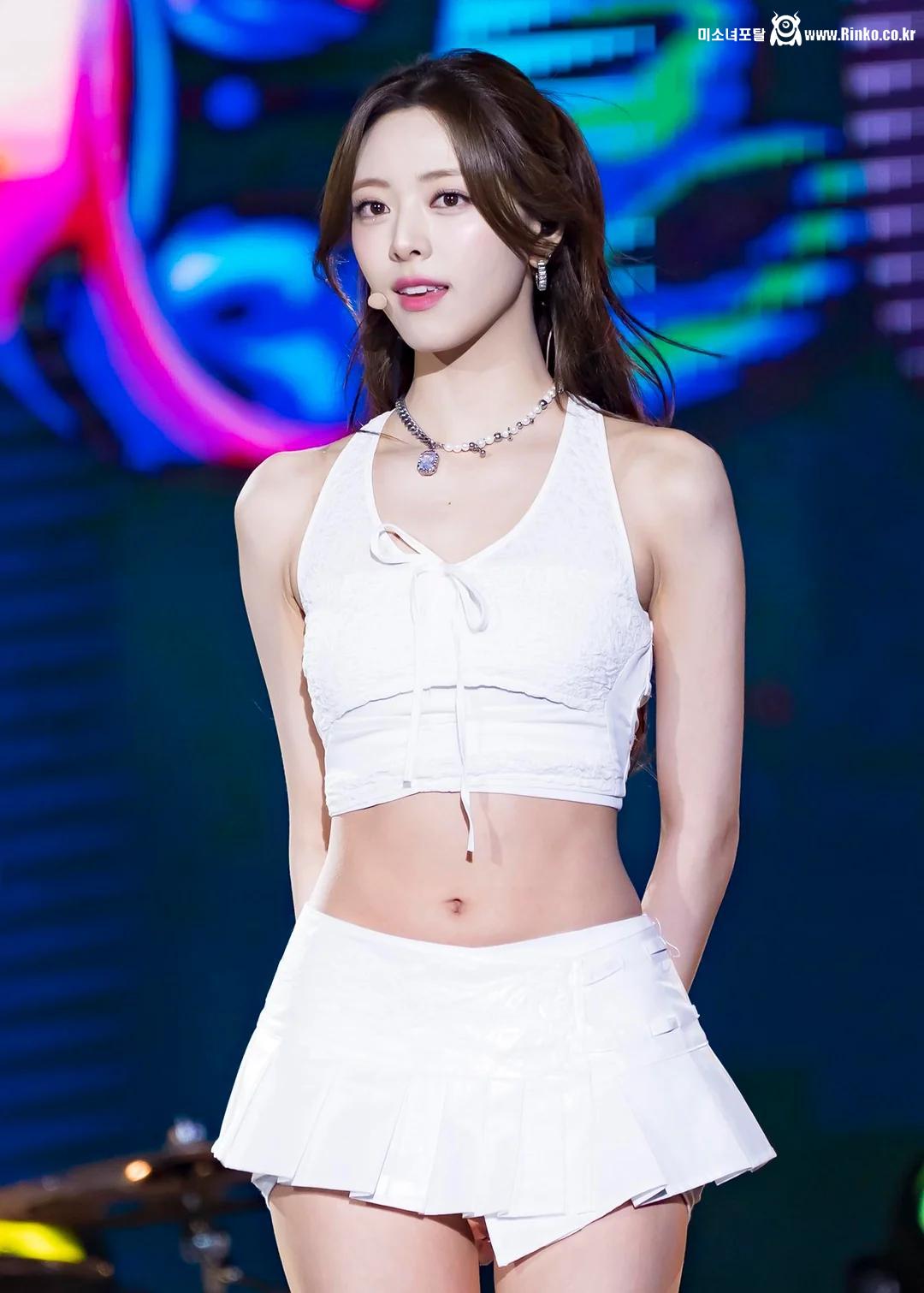 유나_116937_6.webp.jpg