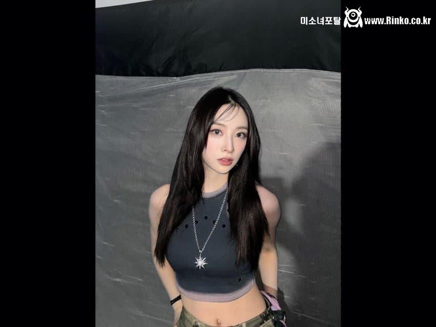 로켓펀치 윤경_33720_3.jpg