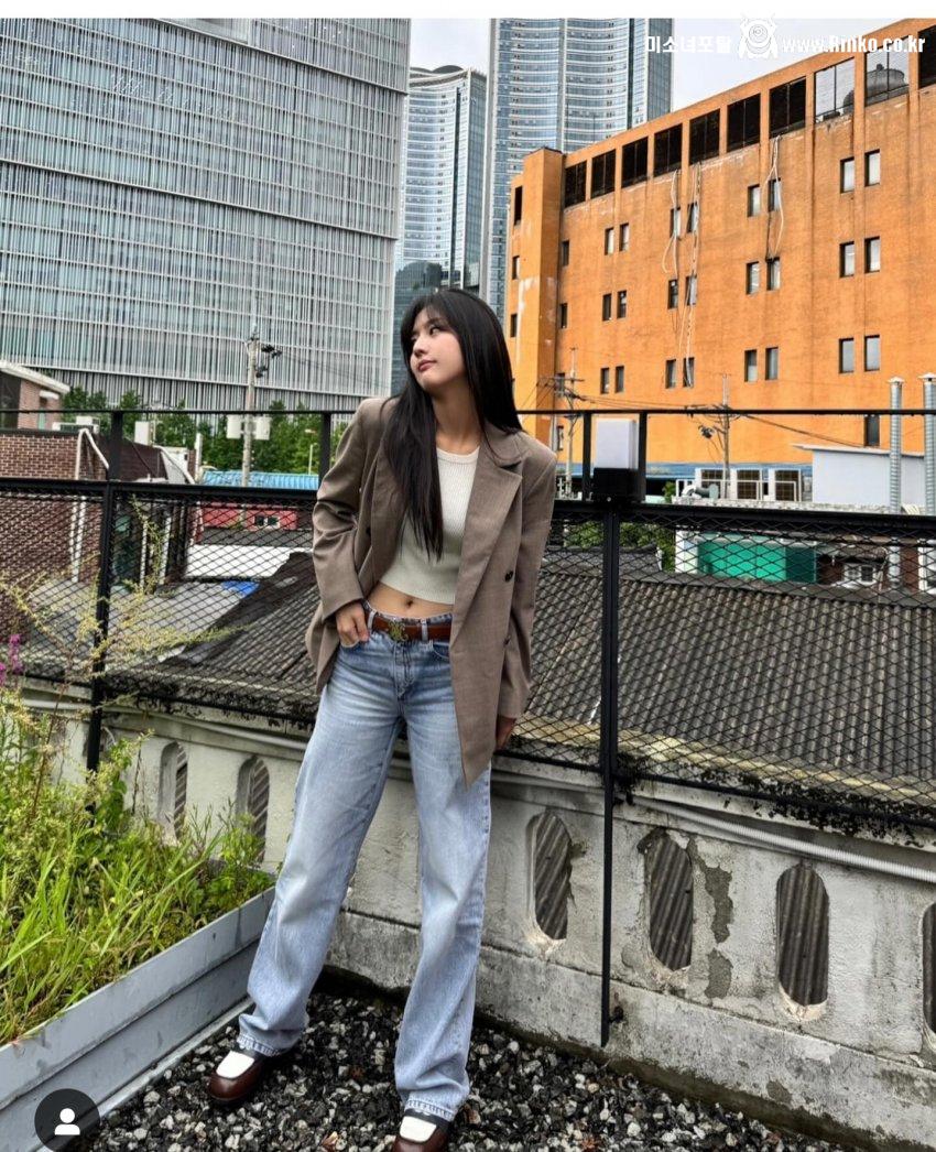 신은수 첫 배꼽_33793_2.jpg