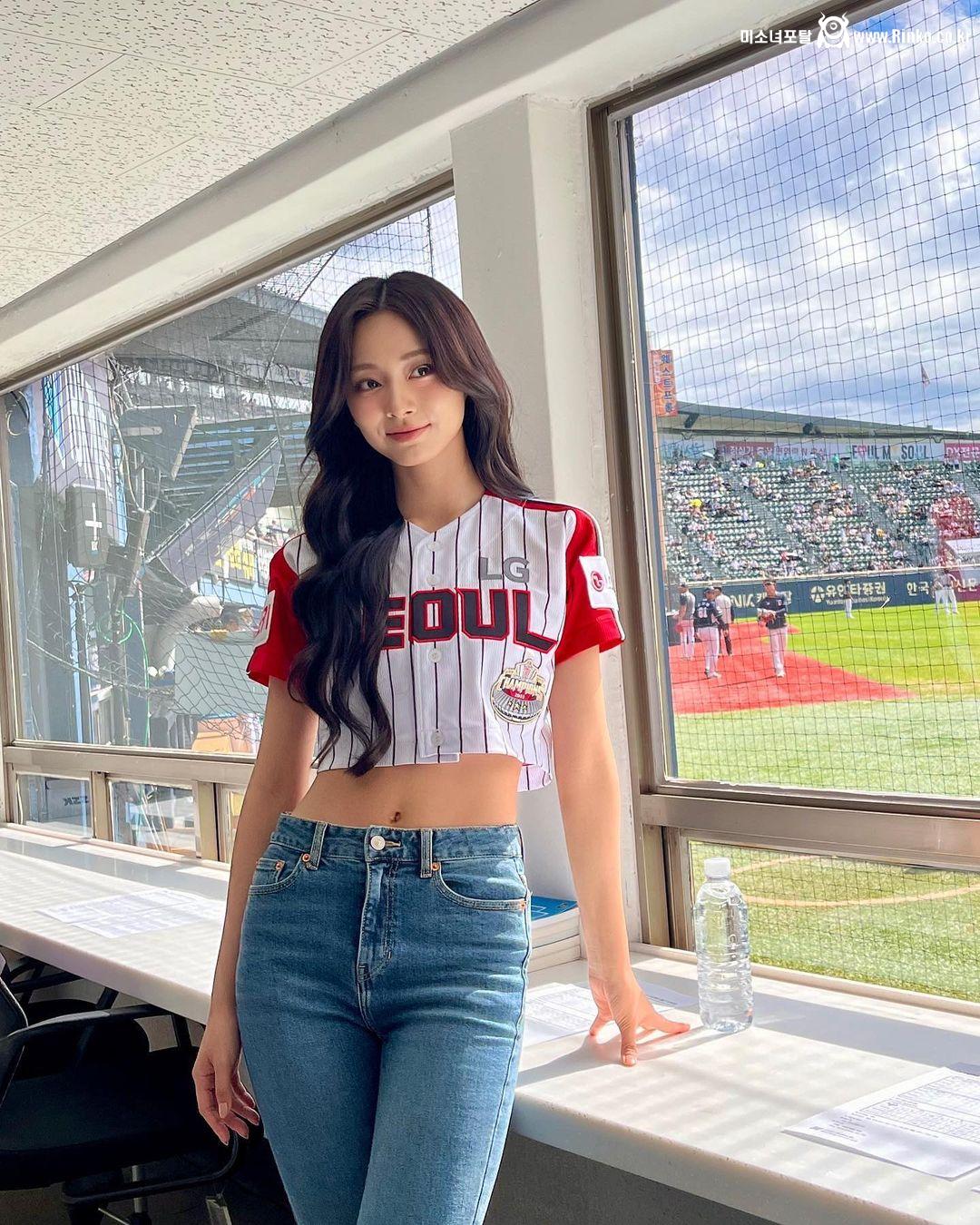 트와이스 쯔위_34035_2.jpg