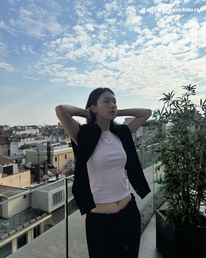 모델 김진경 꼽_33995_3.jpg