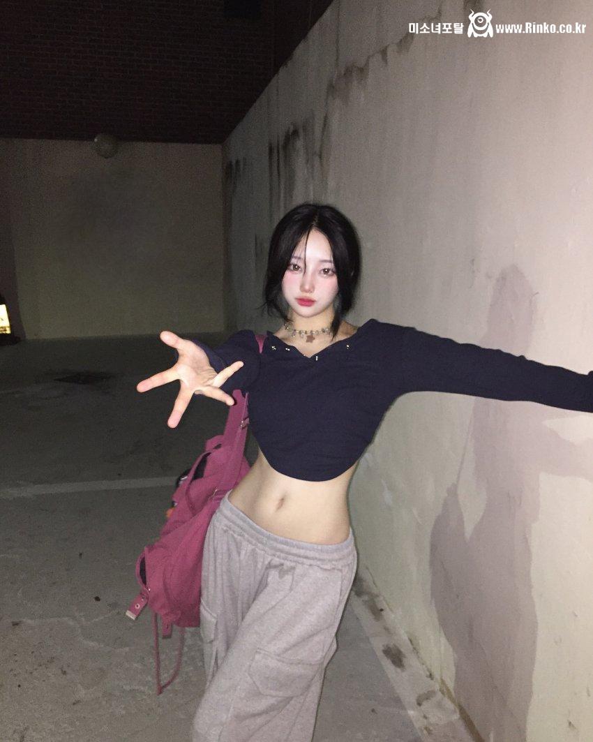 아래 깊은 배꼽녀 추가_34314_1.jpeg