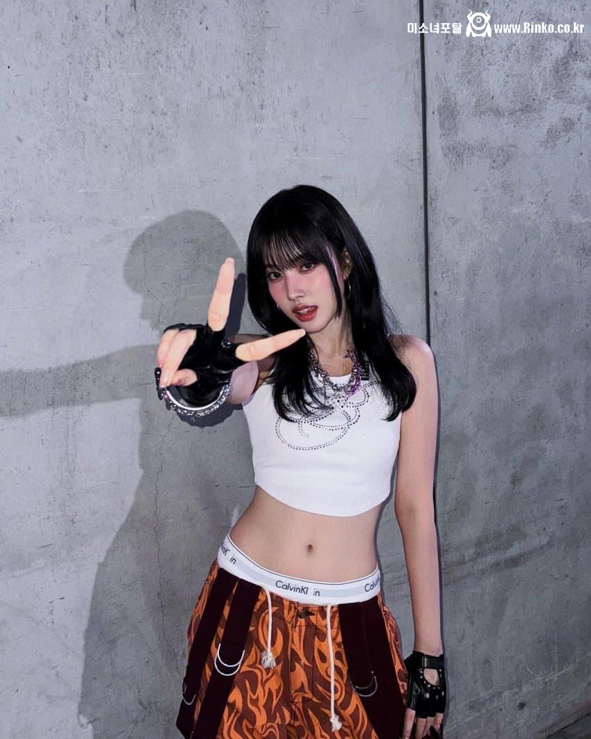 스테이씨 윤_35487_2.jpg