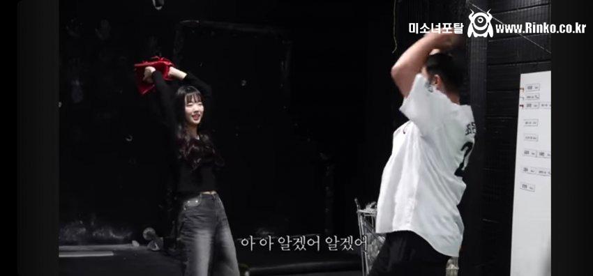 지예은 슬꼽_35598_1.jpg