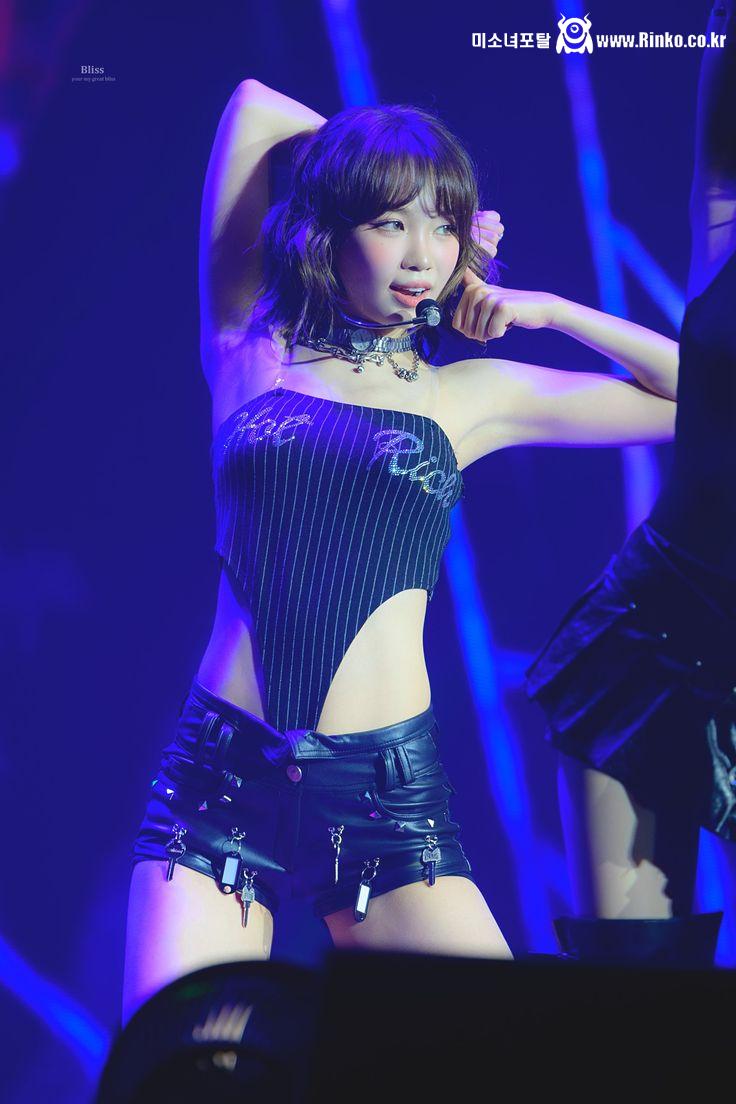 김채원 겨드랑이 레전드_116973_8.jpg