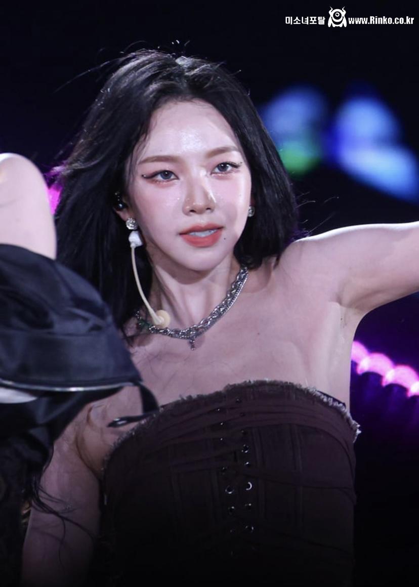 카리나 땀_116953_1.jpeg