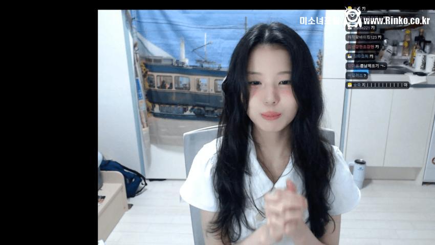 치지직 스트리머 치코쟝 리액션하다가 실수로보인_117012_2.png.jpg