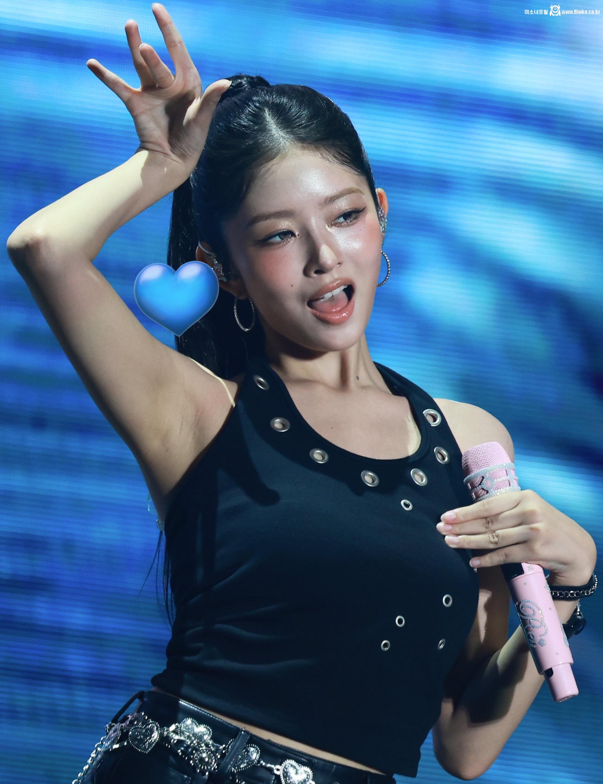 아이브 레이 3단 확대 겨드랑이_117013_2.jpg