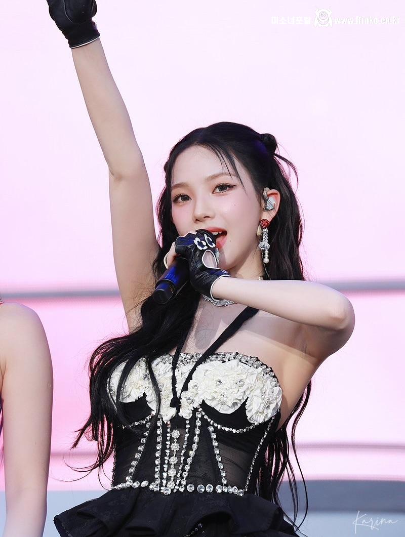 카리나 세장_117001_1.jpg