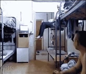 Drunk-bunk-bed-fail.gif