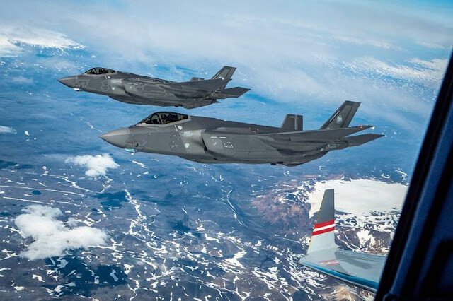 이탈리아 F-35.jpg 여러나라가 돌아가며 영공을 방어해주는 나라