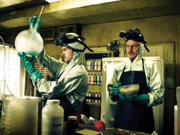 Breaking_Bad_blue_meth.jpg.CROP.promovar-mediumlarge.jpg 브래이킹 배드의 제조법은 얼마나 정확할까?