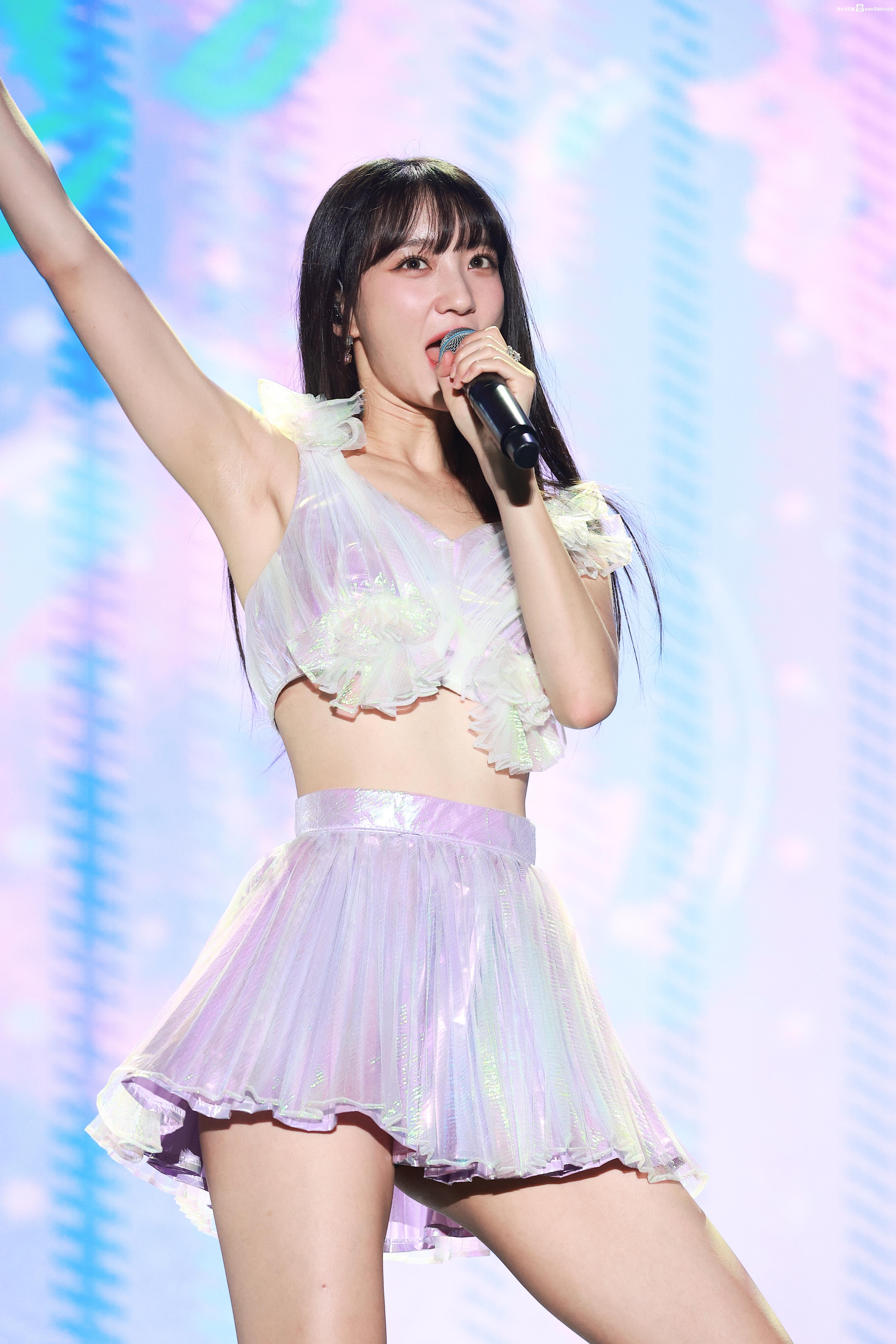 오마이걸 유빈 레전드_117077_6.jpg