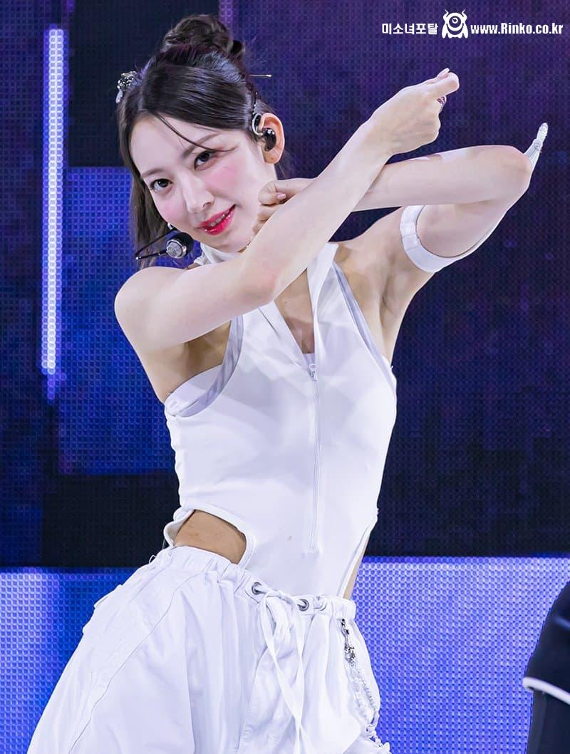 다시보는 사쿠라 ㄹㅈㄷ겨_117129_4.jpeg