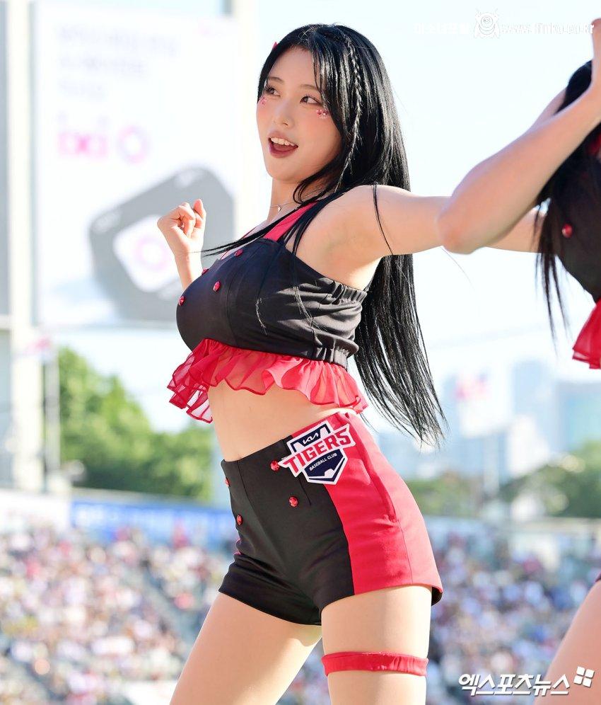 치어리더 민소매_117167_3.jpg