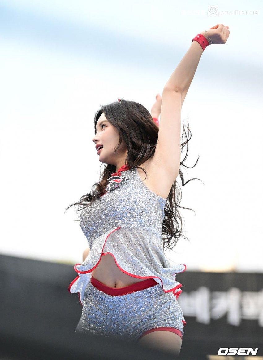 치어리더 민소매_117167_6.jpg