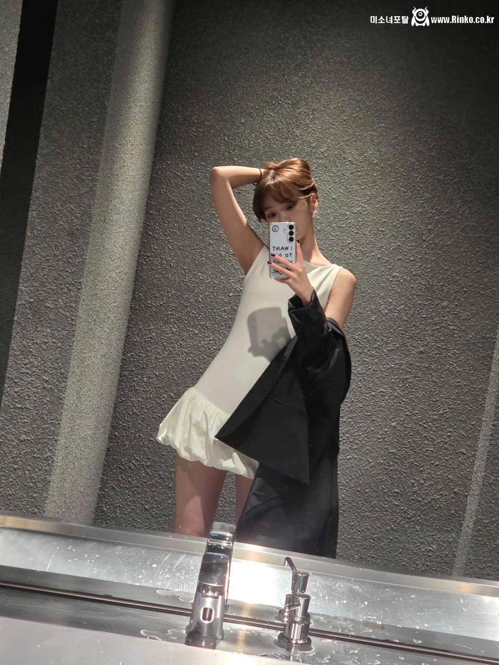 미치게 하는 김채원_117175_2.jpg