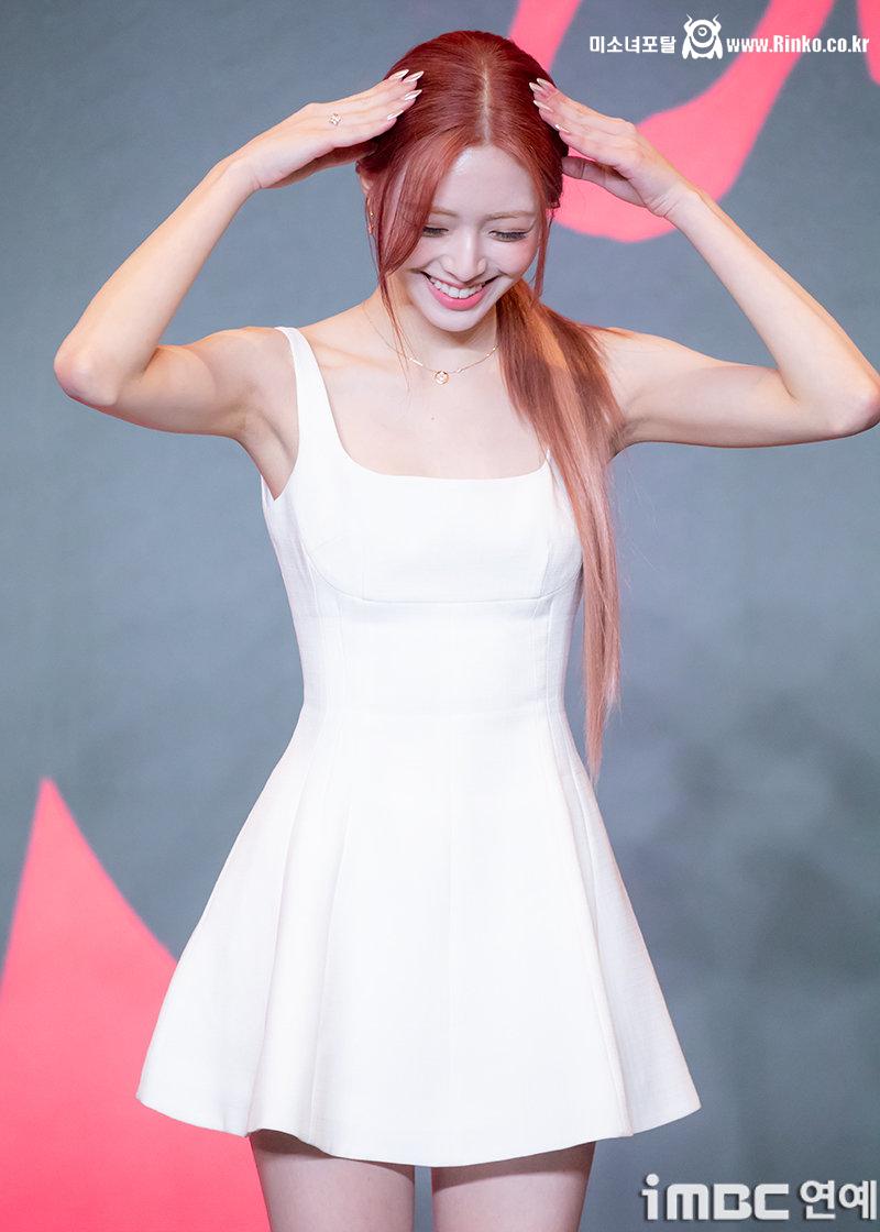 백색의 유나_117272_1.jpg