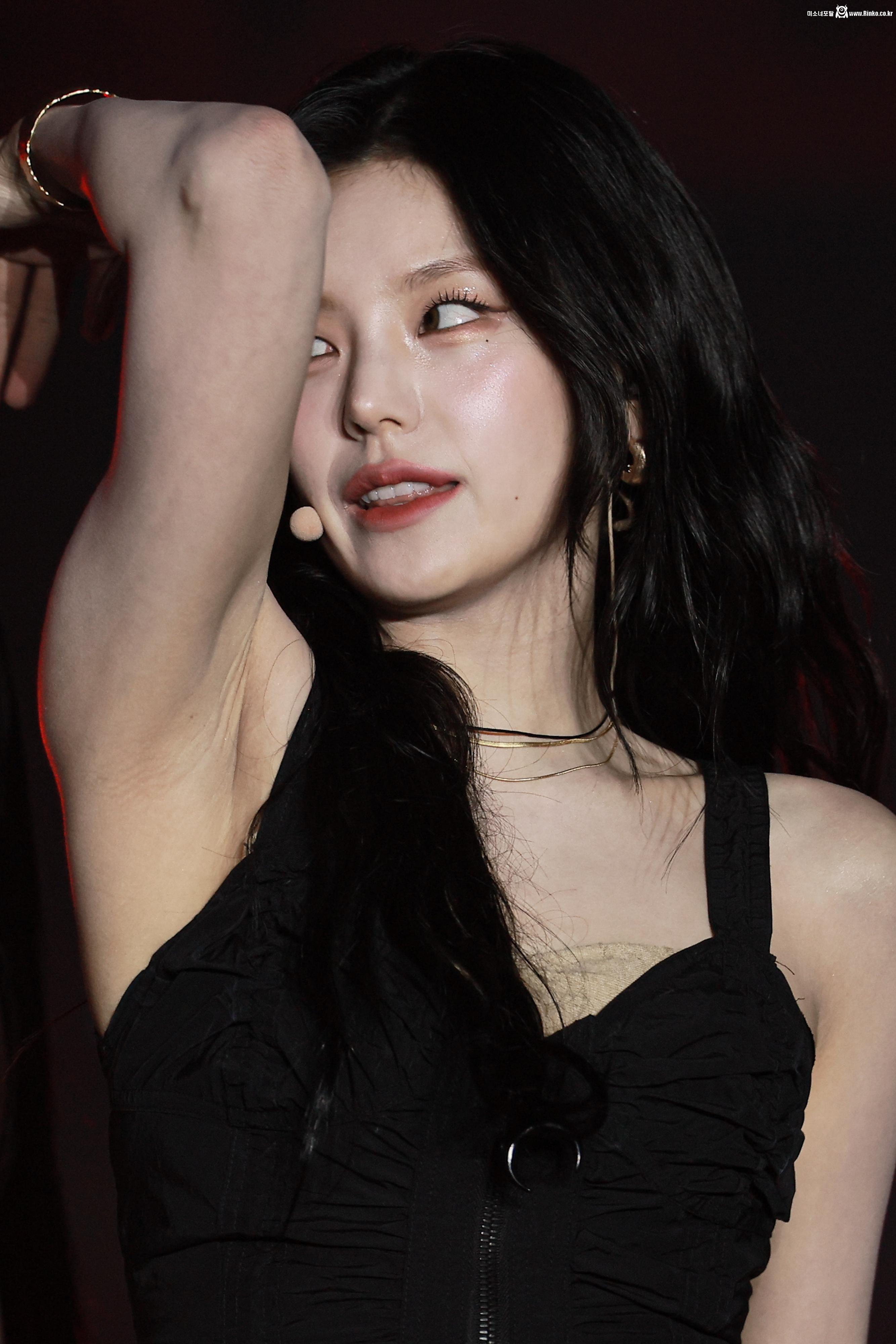 있지 예지 겨드랑이_117445_1.jpg