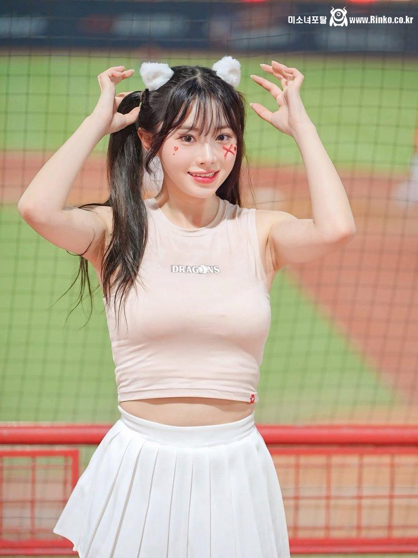 치어리더 김나연_117472_3.jpg