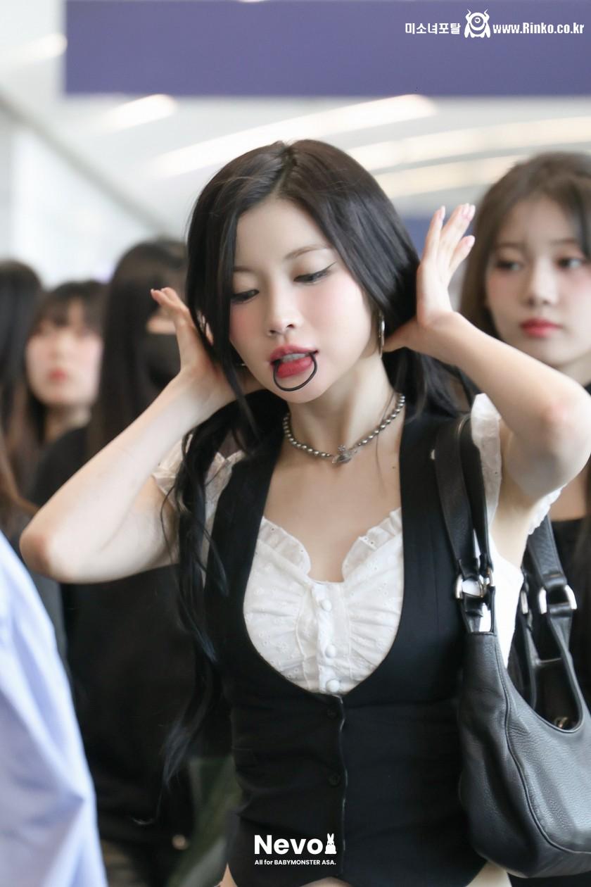 베이비몬스터 아사 은근슬겨_117481_1.jpg