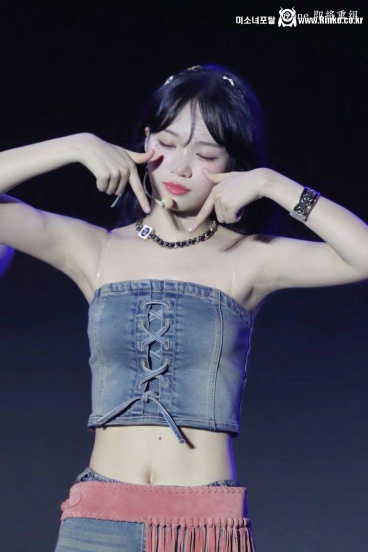 씹덕들 행복사시키는 김채원 겨_117508_21.jpg